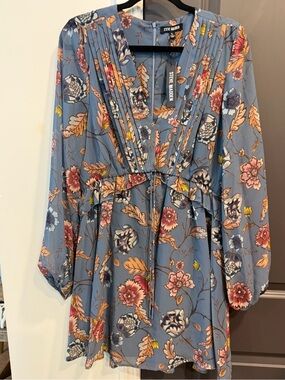 New Steve Madden Floral Blue V-Neck Mini Dress